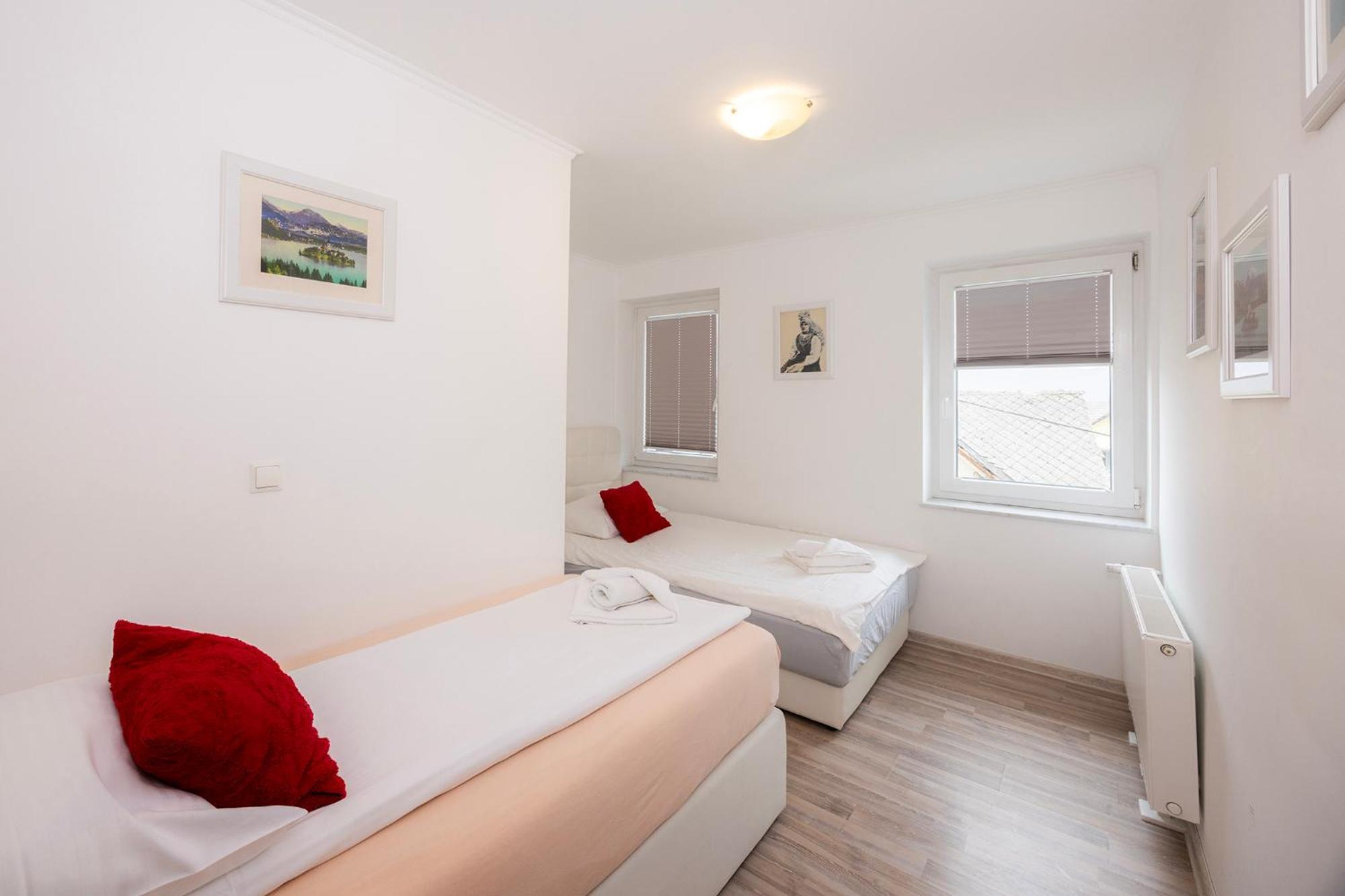 Grom Ribno Apartments เบลด ภายนอก รูปภาพ